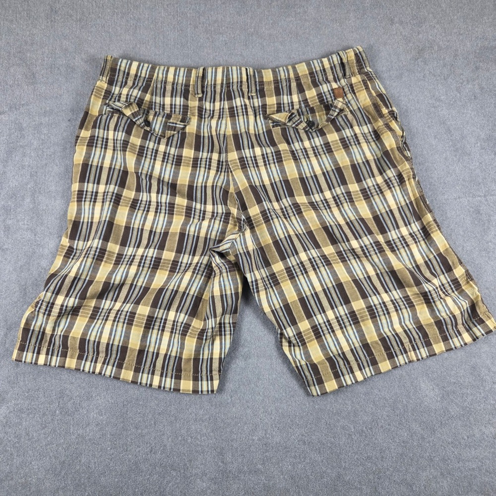 IZOD Plaid Shorts Mens 38 Brown Tan Blue Excellent Cotton Flat Front Casual - Picture 2 of 13